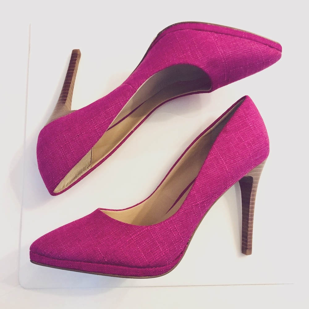 NWT Charles David | Pink Stiletto High Heel